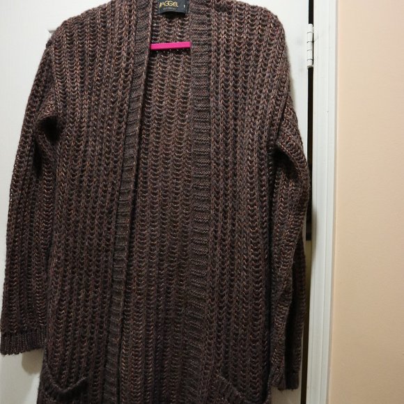 Brown long fall sweater - Picture 2 of 3